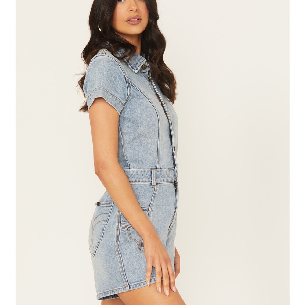 ROLLA'S X AC/DC LIGHT WASH LIGHTENING SHORT SLEEVE DENIM ROMPER NWT M /10 - Picture 2 of 6